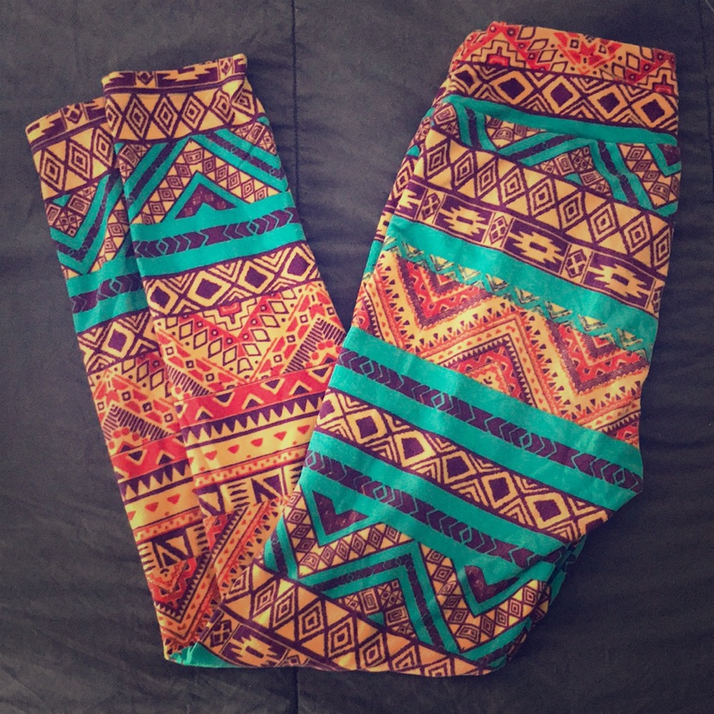 Lularoe leggings tribal pattern